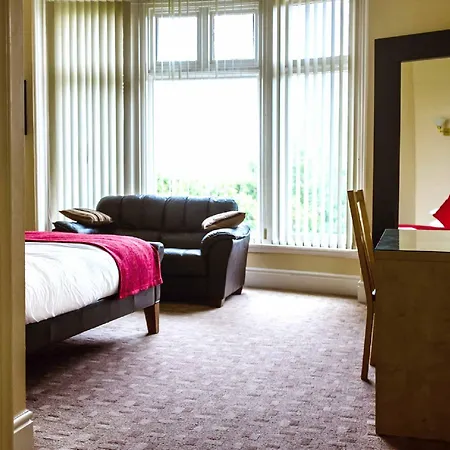 The Devonshire House Hotel-Free Parking-3
